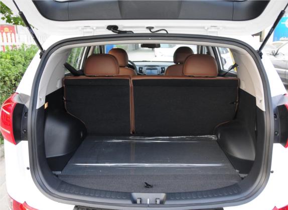 智跑 2014款 2.0L 自动两驱版GLS 车厢座椅   后备厢