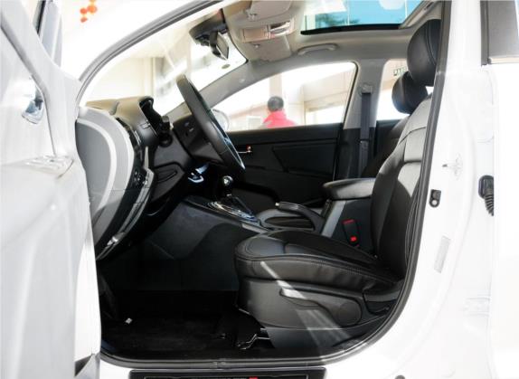 智跑 2014款 2.0L 自动两驱版DLX 车厢座椅   前排空间