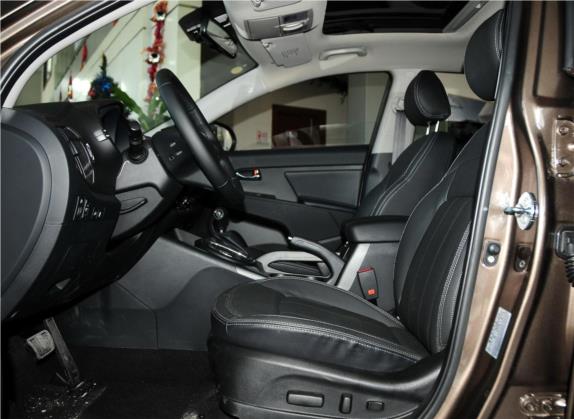 智跑 2014款 2.0L 自动两驱版Premium Special 车厢座椅   前排空间