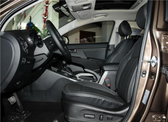 智跑 2014款 2.0L 自动两驱版Premium Special 车厢座椅   前排空间