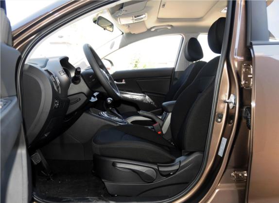 智跑 2015款 2.0L 自动两驱版GL 车厢座椅   前排空间