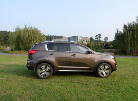 智跑 2015款 2.4L 自动四驱版Premium 外观   正侧