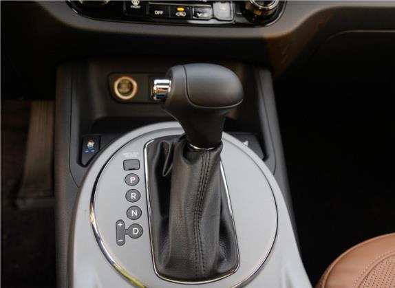 智跑 2015款 2.4L 自动四驱版Premium 中控类   挡把