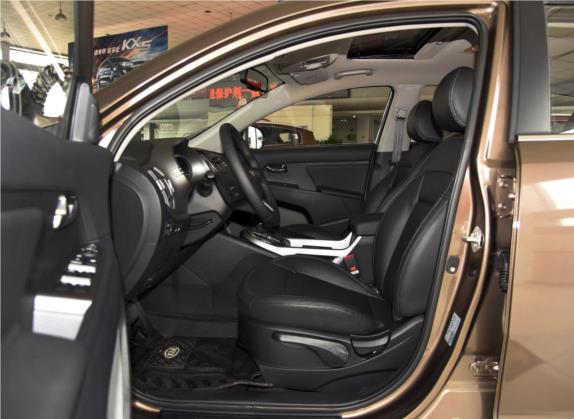 智跑 2016款 2.0L 自动两驱版GLS 车厢座椅   前排空间