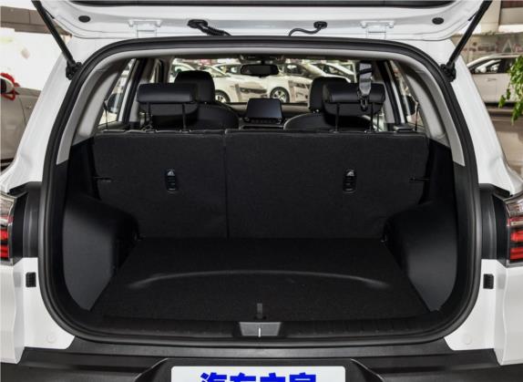 智跑 2018款 2.0L 自动智享豪华版 国V 车厢座椅   后备厢