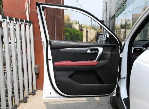 智跑 2019款 1.4T DCT智享豪华版GLS 车厢座椅   前门板