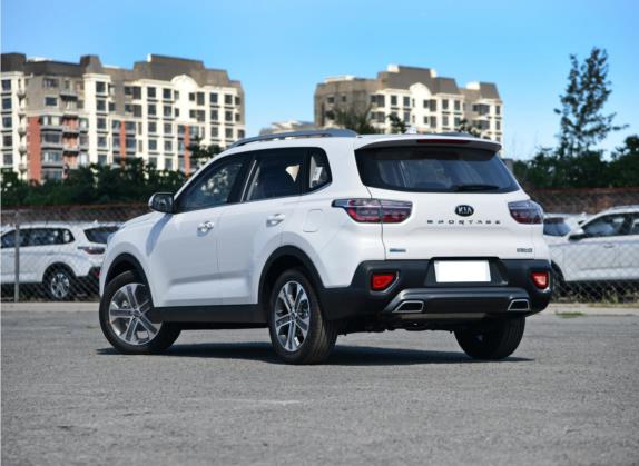 智跑 2019款 2.0L 自动智享豪华加强款 外观   斜后