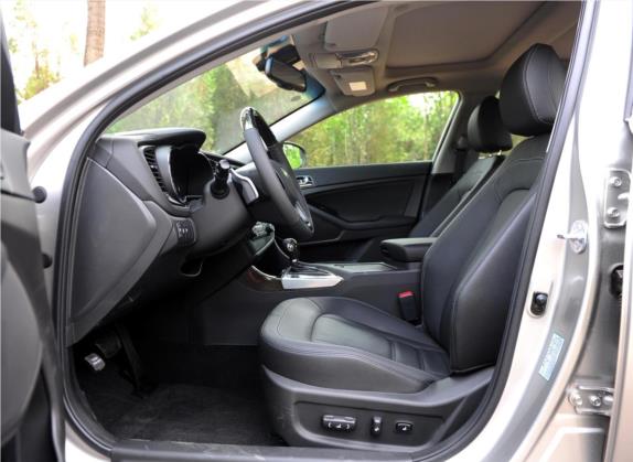 起亚K5 2011款 2.4L 自动Premium 车厢座椅   前排空间