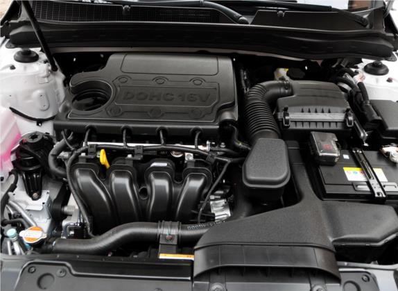 起亚K5 2011款 2.0L 自动Premium 其他细节类   发动机舱