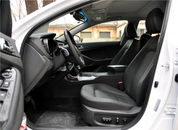 起亚K5 2011款 2.0L 自动Premium 车厢座椅   前排空间