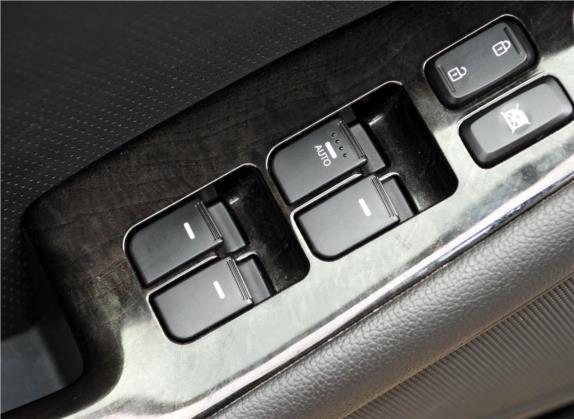 起亚K5 2011款 2.4L 自动TOP 车厢座椅   门窗控制