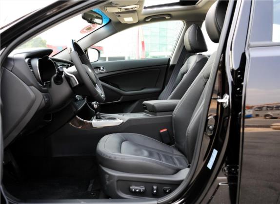 起亚K5 2012款 2.0L 自动Premium 车厢座椅   前排空间