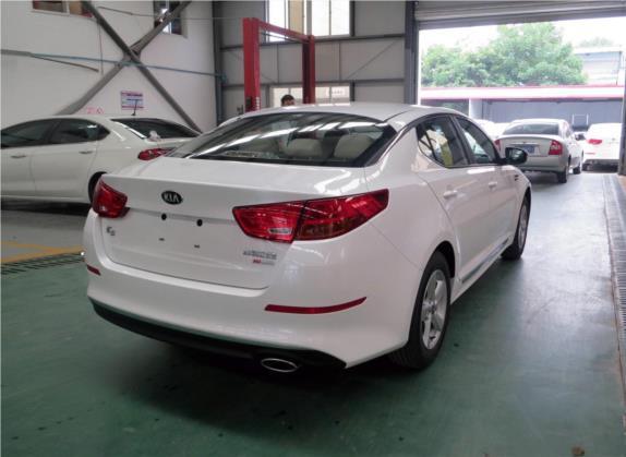 起亚K5 2014款 2.0L 手动GL 外观   斜后