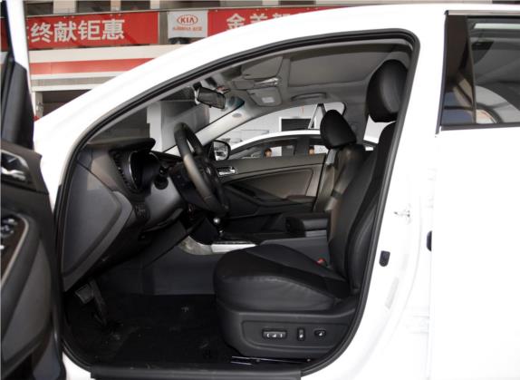 起亚K5 2015款 2.0L 自动LUX 车厢座椅   前排空间