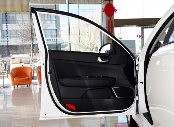 起亚K5 2016款 2.0L 自动GL 车厢座椅   前门板