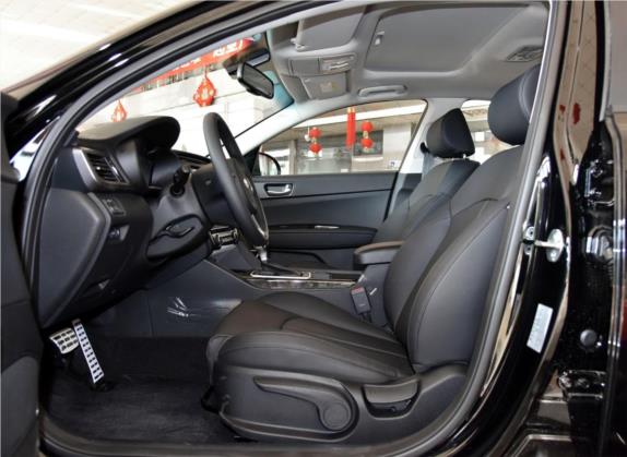 起亚K5 2016款 2.0L 自动GLS 车厢座椅   前排空间