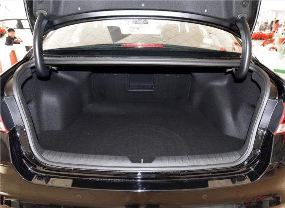 起亚K5 2016款 2.0L 自动GLS 车厢座椅   后备厢