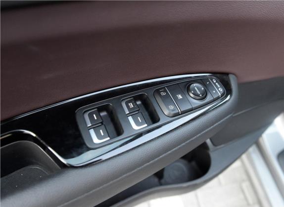 起亚K5 2016款 2.0T 自动PRM 车厢座椅   门窗控制