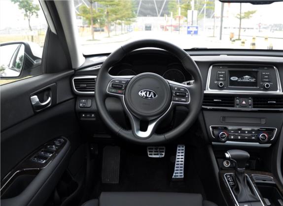 起亚K5 2017款 2.0L 自动15周年特别版LUX 中控类   驾驶位