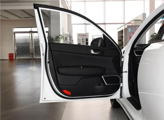 起亚K5 2019款 Pro 2.0L 自动豪华版 国V 车厢座椅   前门板