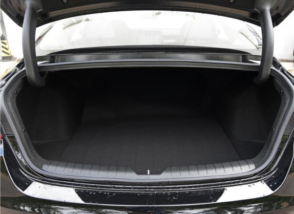 起亚K5 2020款 380T GT-Line 尊贵科技版 车厢座椅   后备厢