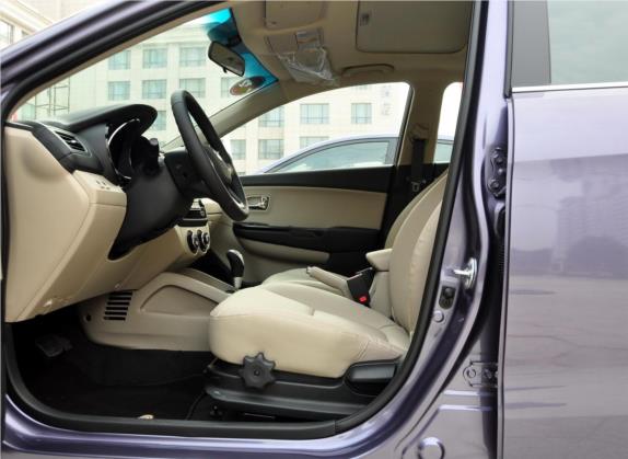 起亚K2 2011款 三厢 1.6L AT Premium 车厢座椅   前排空间