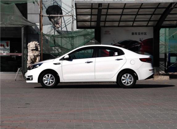 起亚K2 2015款 三厢 1.4L MT GLS 外观   正侧