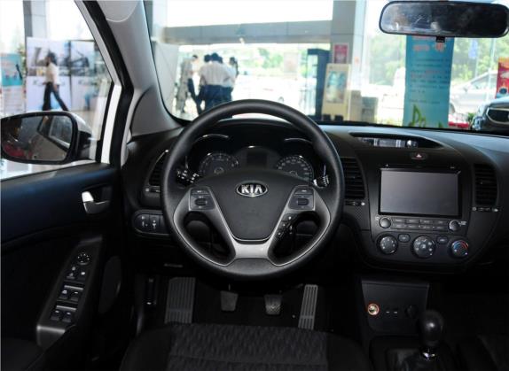 起亚K3 2013款 1.6L 手动GL 中控类   驾驶位