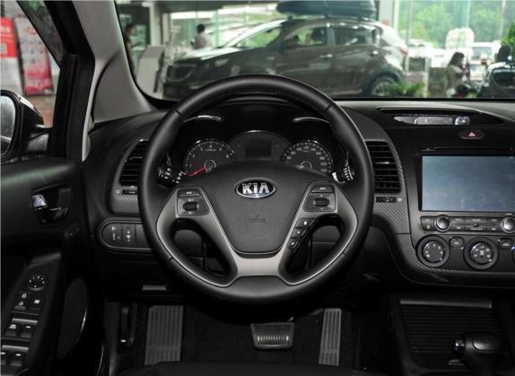 起亚K3 2015款 1.6L 自动GLS 中控类   驾驶位