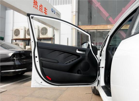起亚K3 2015款 1.6L 自动GL 车厢座椅   前门板
