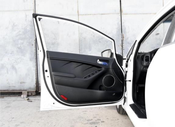 起亚K3 2016款 1.6L 手动GLS 车厢座椅   前门板