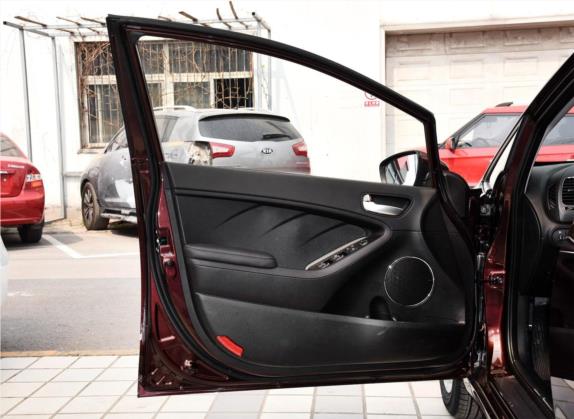 起亚K3 2016款 1.6L 自动GLS 车厢座椅   前门板