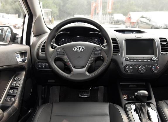 起亚K3 2016款 1.6L 自动DLX 中控类   驾驶位