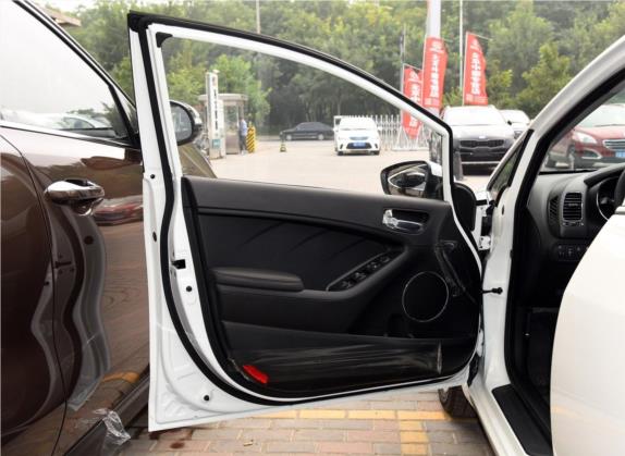 起亚K3 2016款 1.6L 自动DLX 车厢座椅   前门板