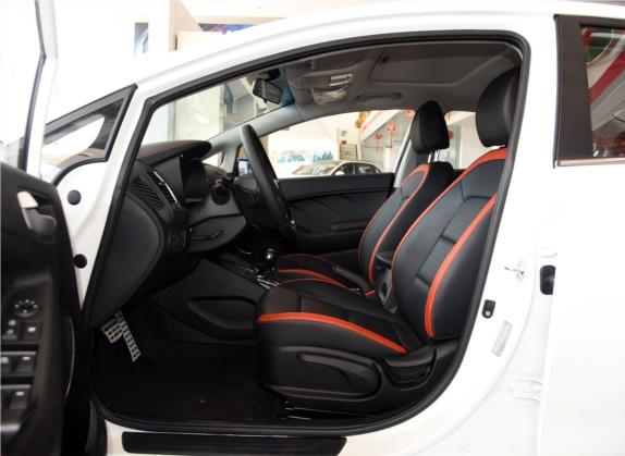 起亚K3 2016款 1.4T 自动GLS 车厢座椅   前排空间