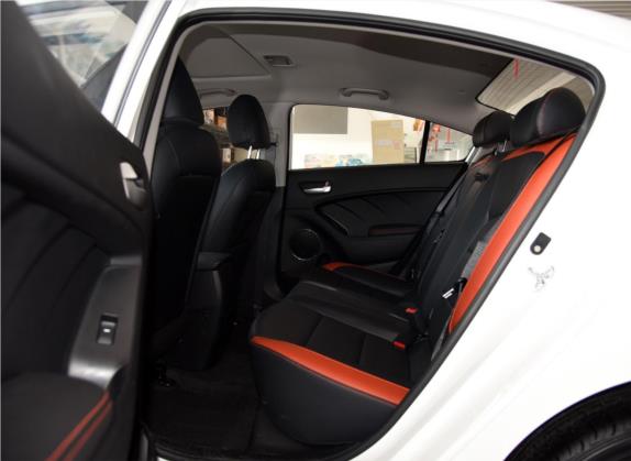 起亚K3 2016款 1.4T 自动GLS 车厢座椅   后排空间