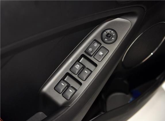 起亚K3 2016款 1.4T 自动GLS 车厢座椅   门窗控制