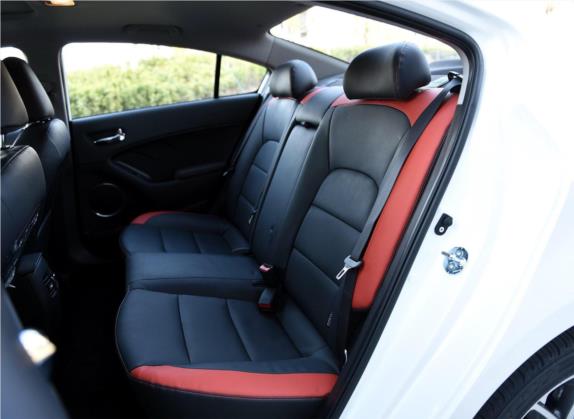 起亚K3 2016款 1.4T 自动Premium 车厢座椅   后排空间