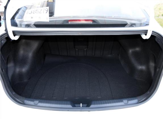 起亚K3 2016款 1.4T 自动Premium 车厢座椅   后备厢