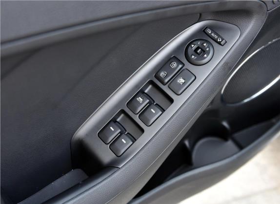 起亚K3 2016款 1.4T 自动Premium 车厢座椅   门窗控制