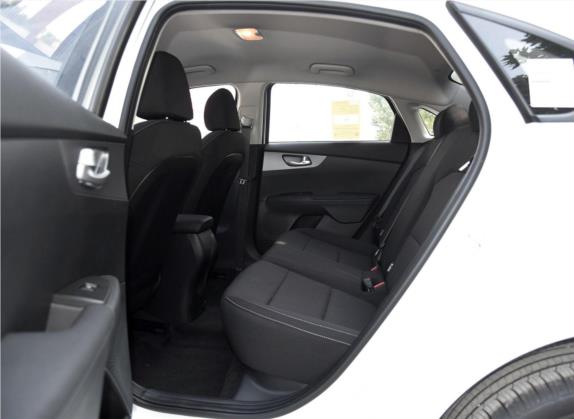 起亚K3 2019款 1.5L CVT舒适版 车厢座椅   后排空间