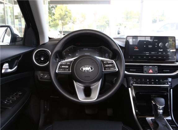 起亚K3 2019款 1.5L CVT智享科技版 中控类   驾驶位