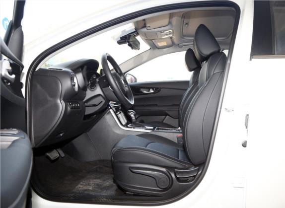 起亚K3 2019款 1.5L CVT智享科技版 车厢座椅   前排空间