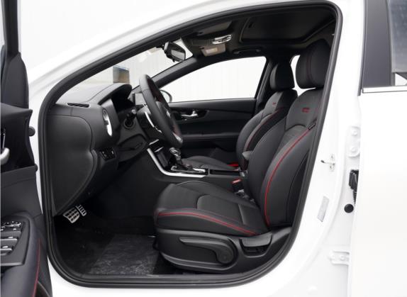 起亚K3 2020款 1.4T DCT 智享运动版 车厢座椅   前排空间