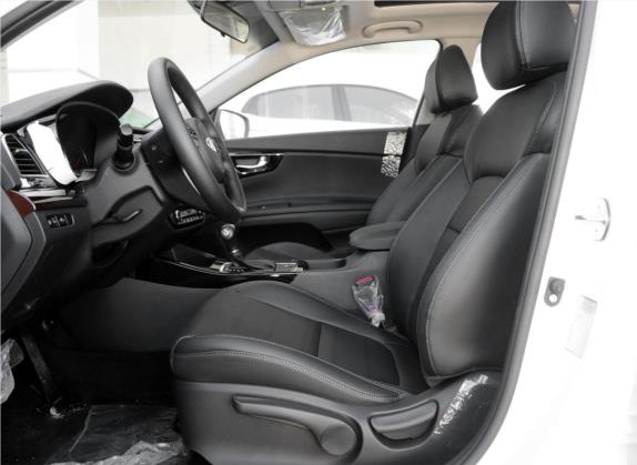 起亚K4 2014款 1.8L 自动GLS 车厢座椅   前排空间