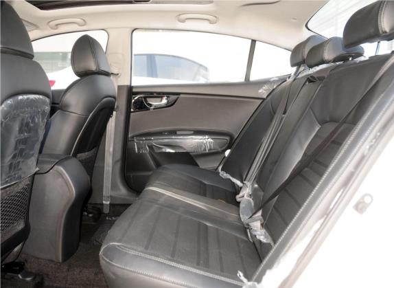 起亚K4 2014款 1.8L 自动GLS 车厢座椅   后排空间