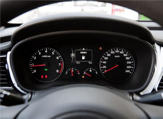 起亚K4 2014款 1.8L 自动GLS 中控类   仪表盘