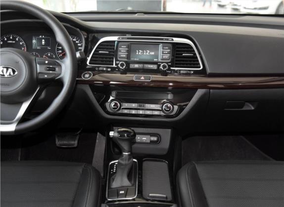 起亚K4 2015款 1.8L 自动GLS Special 中控类   中控台