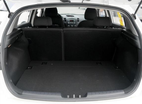 起亚K3S 2014款 1.6L 手动GL 车厢座椅   后备厢
