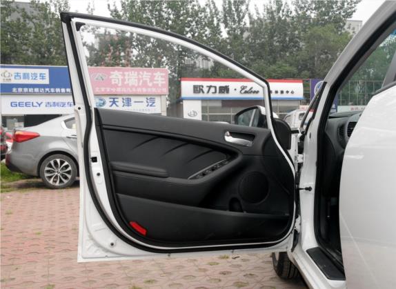 起亚K3S 2014款 1.6L 手动GL 车厢座椅   前门板